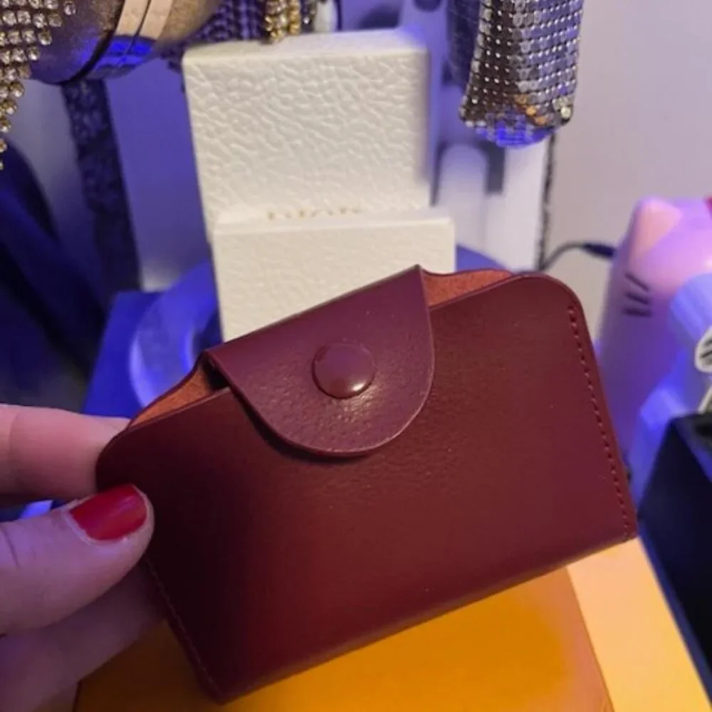 Elegant Burgundy Card Holder - Picture 1 of 5